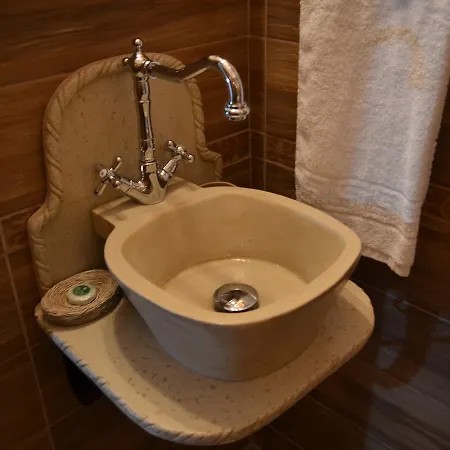 Гостевой дом Ξενώνας Μέλαθρον Арахова