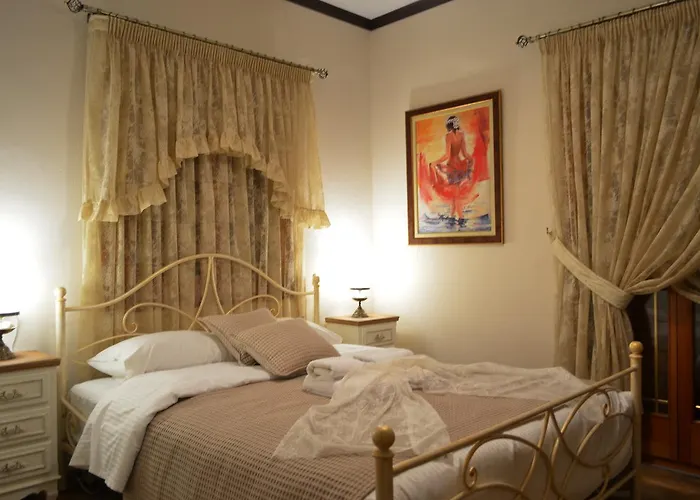 Pensión Xenonas Melathron 3*